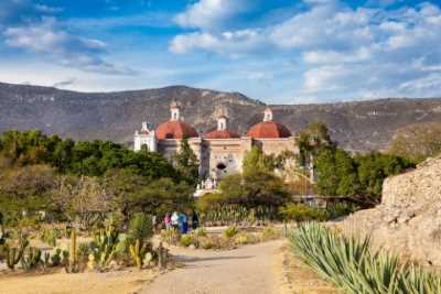 Paseo Mexicano